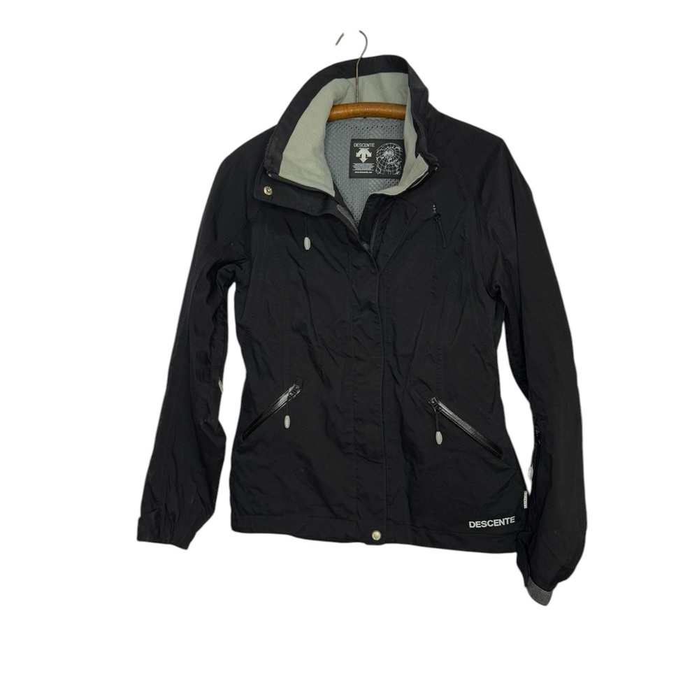 Descente ski coat - women’s size 8
